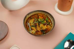 Fish Curry- Kolkata Bhetki (2 Pcs)