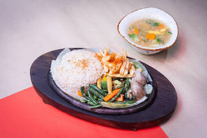Fish In Hot Bean Sauce Sizzler