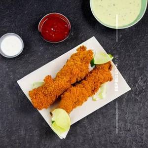 Crunchy fried chicken wrap