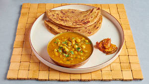 Chole With 2 Wheat Tawa Paratha