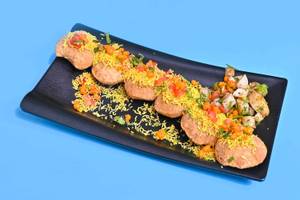 Shev batata puri