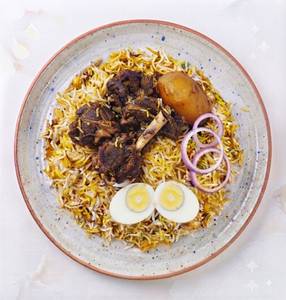 Kolkata Mutton Full Biryani (4 Pcs Mutton, Aloo & Egg)