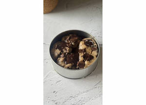 Vanilla Chocolate Chunk Scoop Cookie Tin