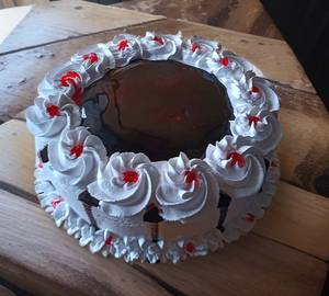 Eggless chocolate cake [ 500 grams ]