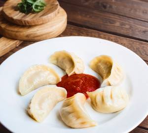 Steamed momos [6 pieces]