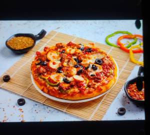 Chicken Feast Pizza.