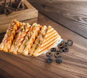 Italian herb sandwich