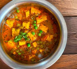 Matar paneer
