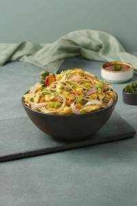 Double Egg Hakka Noodles Bowl