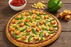 Smokey Paneer Pizza ,
