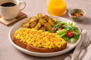 Classic Scrambled Eggs Toast