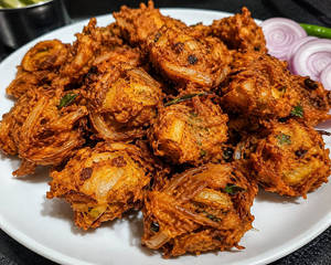 Onionn Pakoda