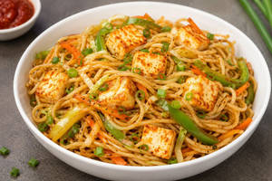 Paneer Hakka Noodles