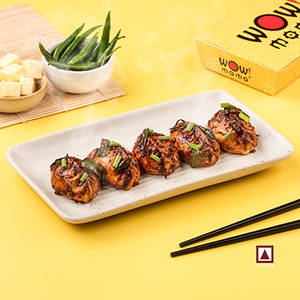 Chicken Cheese Chilli Momo
