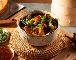 Exotic Veggies Thai Chilli Basil Sauce