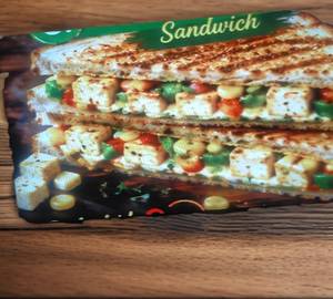 Paneer & corn combo sandwich