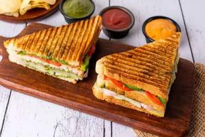 Grilled Veg Club Sandwich