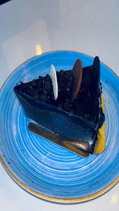 Old Fashioned Chocolate Cake