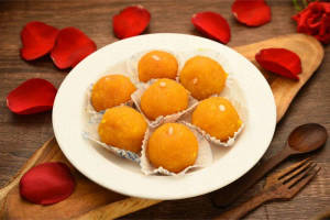 Big Ghee Laddu