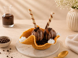 Death By Chocolate Ice Cream Sundae - (240 Ml)