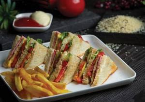 Club Sandwich Beef with Cheese
