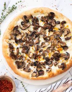 Onion And Mushroom Pizza