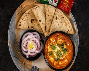 Paneer Butter Masala With 4 Butter Tawa Roti