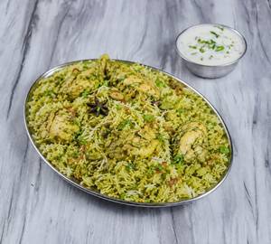 Murg Hyderabadi (600 Ml)