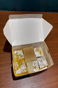 Mix Khoya Box 250 GM