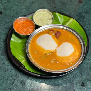 Sambar Dip Idli (2 Pcs)