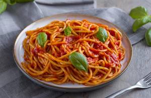 Spaghetti In Red Sauce