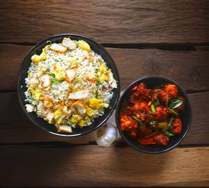 Burn Garlic Chicken Fried Rice + Chilli Chicken Semi Gravy