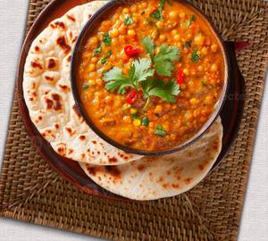 Dal + 4 rotis