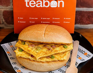 Bun Omelette