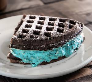 Cookie and cream (mint)