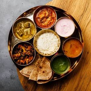 Deluxe Thali