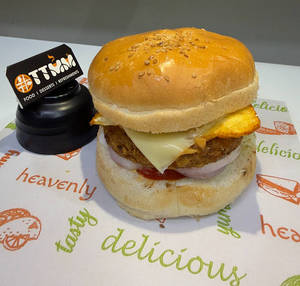 Paneer Makhani Burger