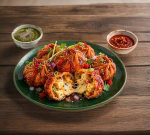 Paneer Cheese Chilli Momos 8 Pieces