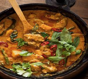 Veg / Chicken spicy Cambodean Curry