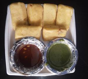 Paneer Pakoda (6Pcs)