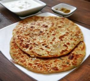Aloo Pyaaz Paratha