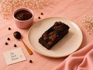 Belgian Chocolate Brownie With Hazelnut Dunk