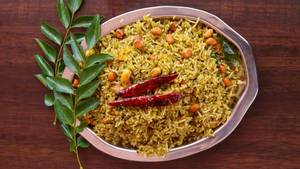 Karuveppilai Ghee Podi Saatham