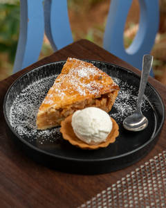Fishermans Wharf Trad Apple Pie
