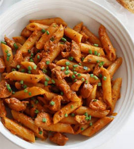 Red Arebian Chicken Pasta
