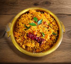 Puliyodharai Rice