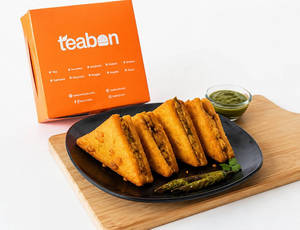 Bread Pakoda ( 4 Pcs )