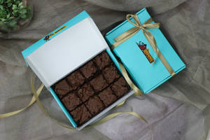 Classic Brownie Box