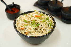 Hakka Noodles