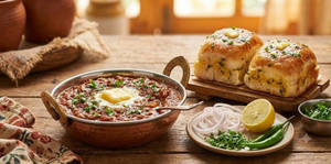 Bombay Double Ka Maska Pav Bhaji [ 2 Pav ]